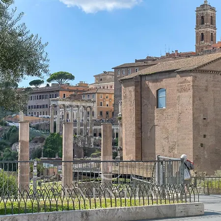 Pierre Et Myrrhe - Luxury Colosseum روما